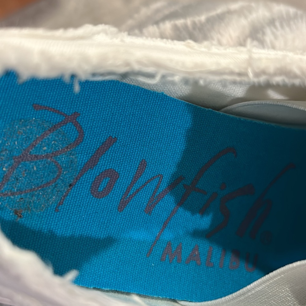 Blowfish white sneakers - Picture 3 of 4